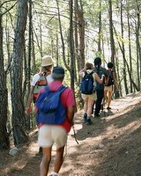 TREKKING